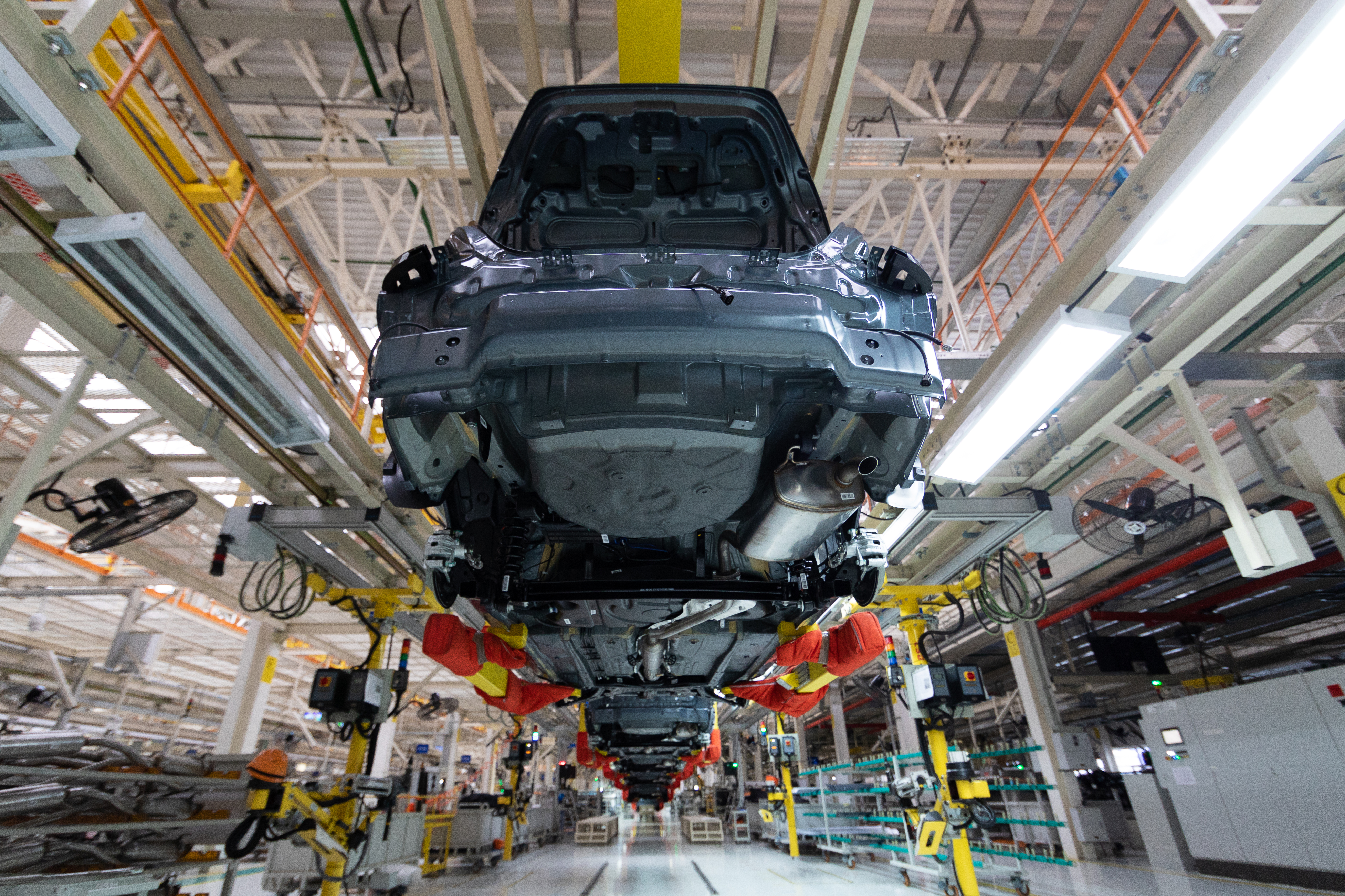 automated-car-assembly-line-plant-automotive-industry-shop-production-assembly-machines-bottom-view